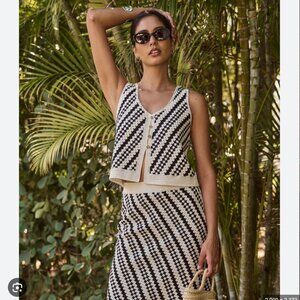 Marine Layer Black and White Crochet Vest, sz M